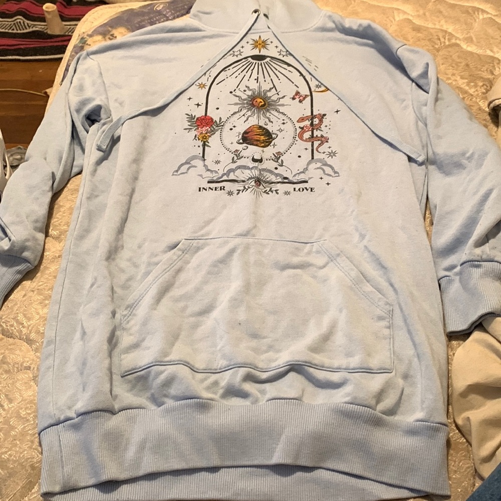 Oversized blue “inner love” hoodie